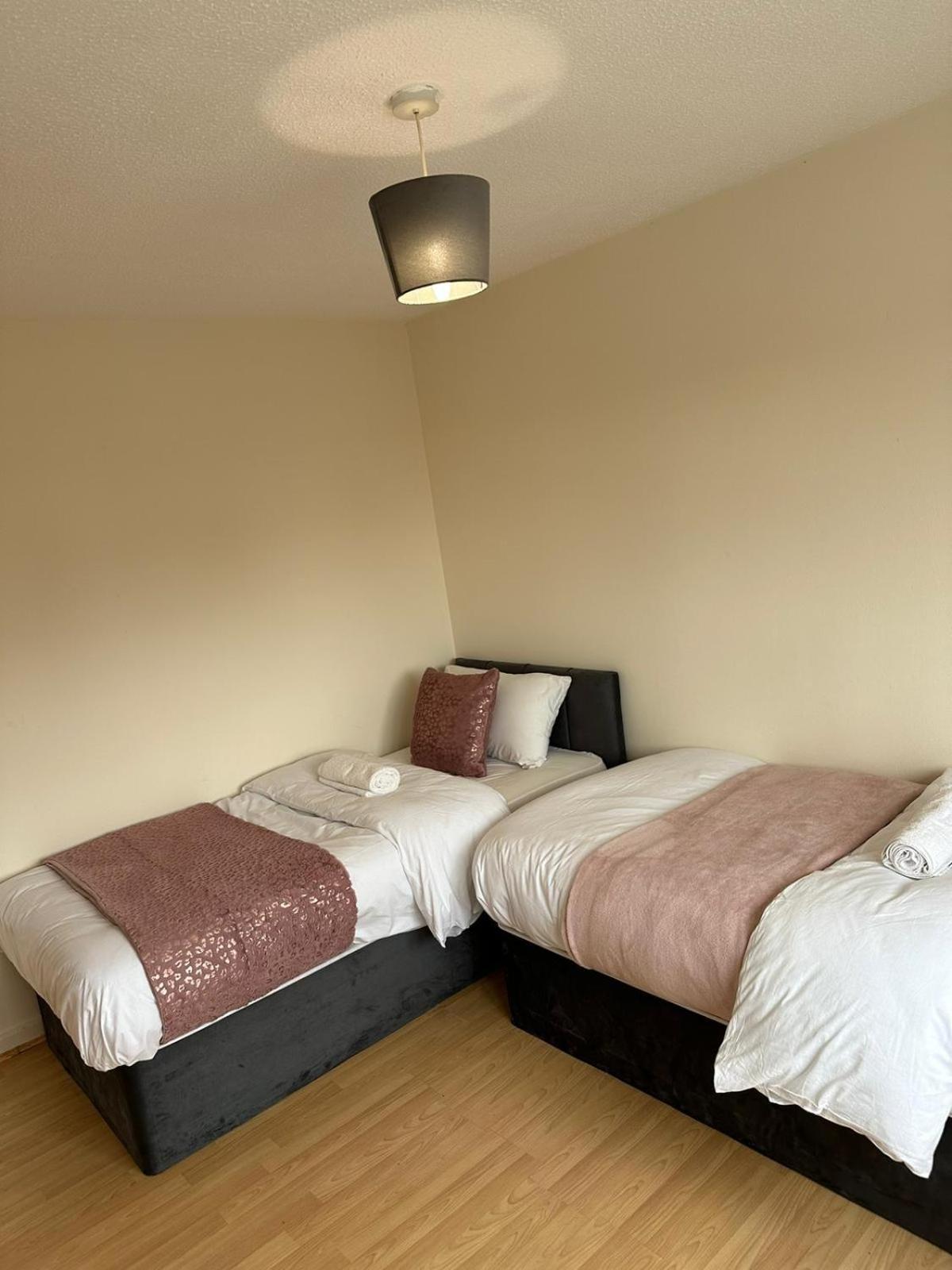 3 Bedroom Apartment Close To Manchester City Stadium And Coop Live Kültér fotó